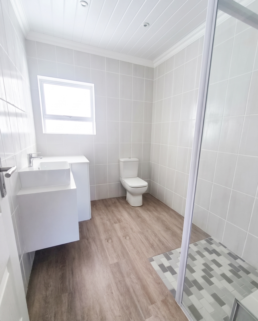 2 Bedroom Property for Sale in Struisbaai Western Cape